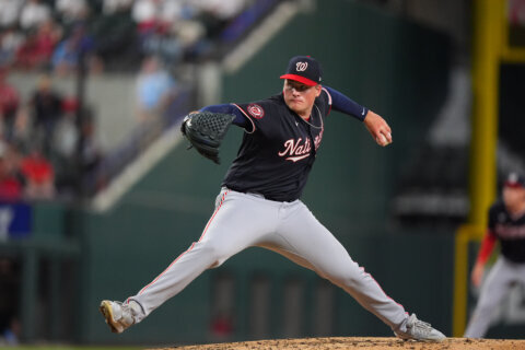 Nationals head into matchup with the Rangers on losing streak