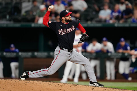 Rangers and Nationals meet in series rubber match