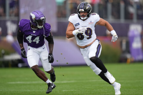 Vikings receivers savor tips from Randy Moss, get stiff tests from Ravens defense at joint practices
