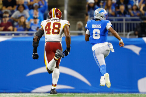 Dobbs overcomes two turnovers with long TD run as Lions beat Commanders, 17-13