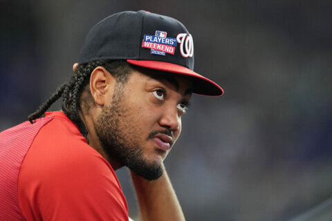 Edwards hits go-ahead single to lift Marlins to win over Nationals and series sweep