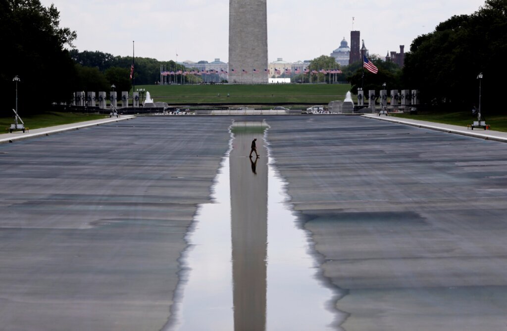 No evidence? No problem. Trump pushes ahead on false claims that Reflecting Pool was vandalized