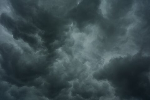 Severe weather pounds Illinois and Indiana, knocking out power as tornado warning sirens blare