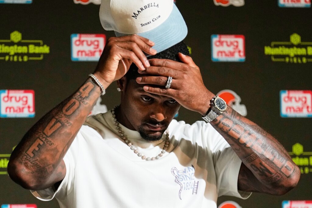 Deshaun Watson calls booing by Browns fans ‘disrespectful’ and ‘personal,’ but QB feels love on road