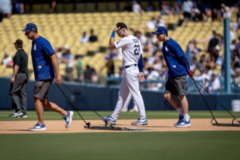 Dave Roberts decries Dodgers’ inability to play ‘clean baseball’ after latest costly loss to Brewers
