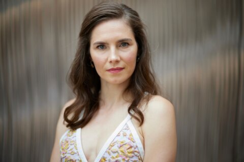 Amanda Knox claims show she is performing at Edinburgh festival honors her murdered former flatmate