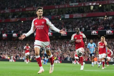 Tzolis shines as Arsenal opens Premier League season by sweeping aside promoted Coventry