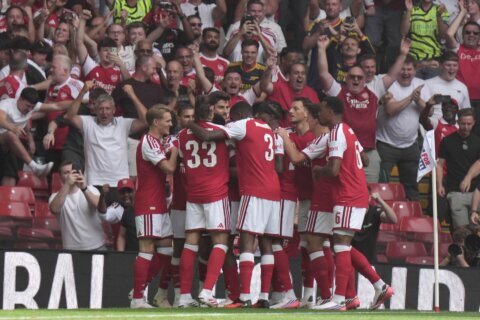 Arsenal scores inside 25 seconds in Community Shield against Man City