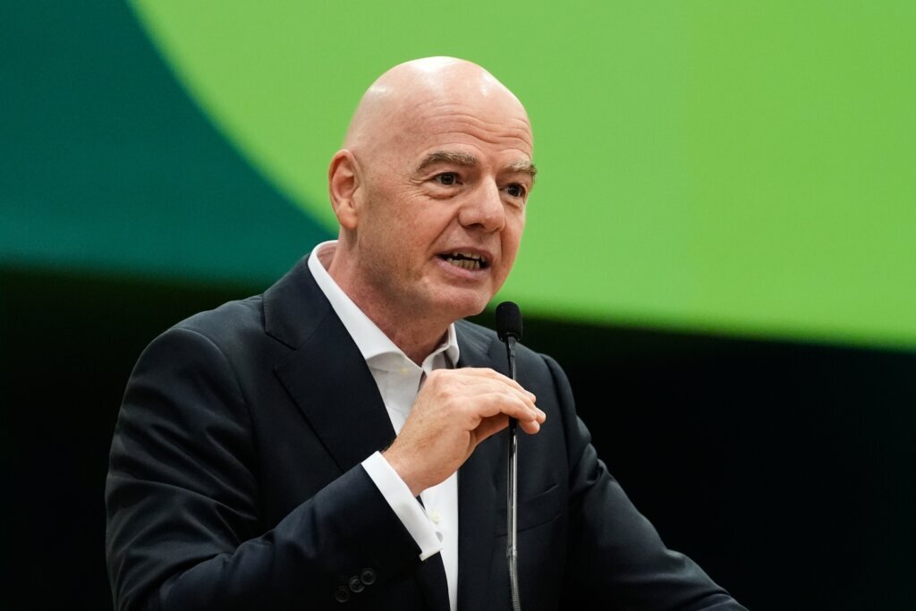 FIFA defends Infantino against allegations tied to his time at UEFA