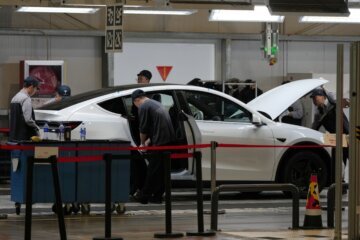 China-Tesla-Car-Recall