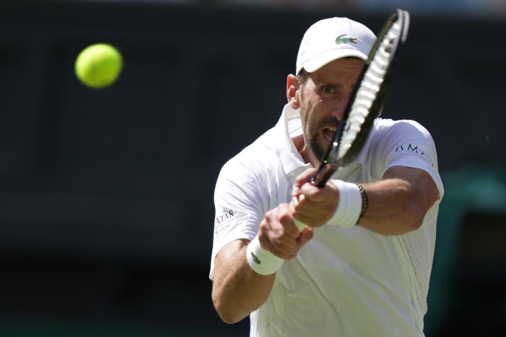 Novak Djokovic ousted from Cincinnati Open in his first match since Wimbledon