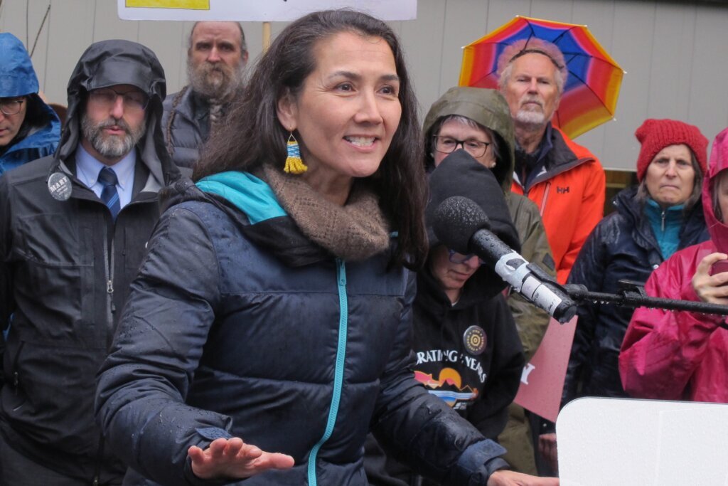 Dan Sullivan, another Dan Sullivan and an ex-congresswoman face off in Alaska’s US Senate primary