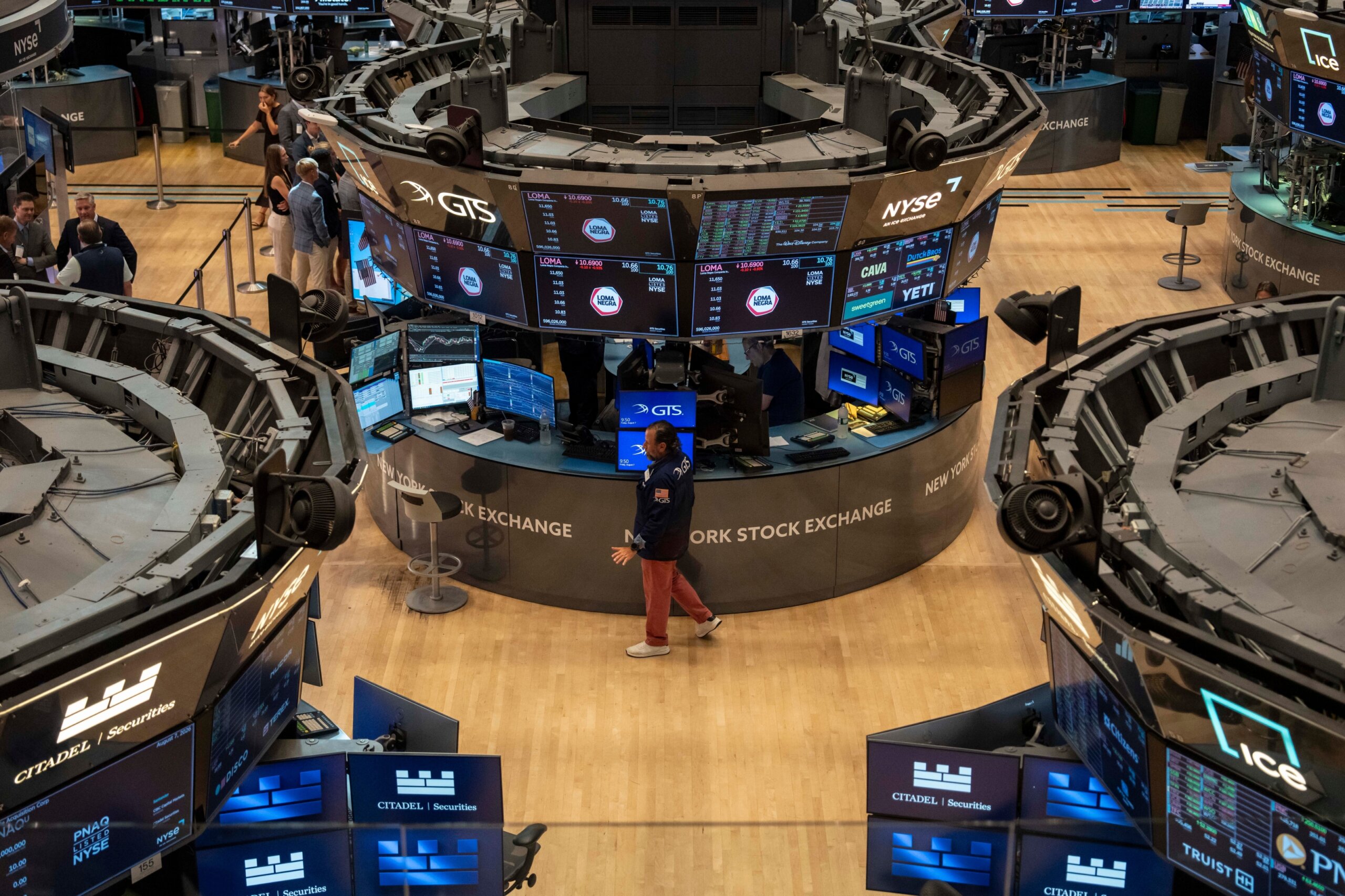 Wall Street očekává výsledky Walmartu a Home Depotu