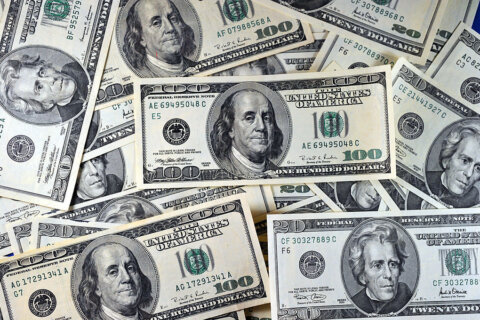 Virginia shoppers set to save as sales tax holiday returns this weekend