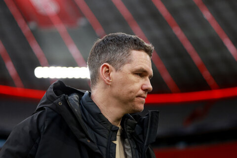 Skinner steps down as Manchester United women’s coach one month before start of WSL season