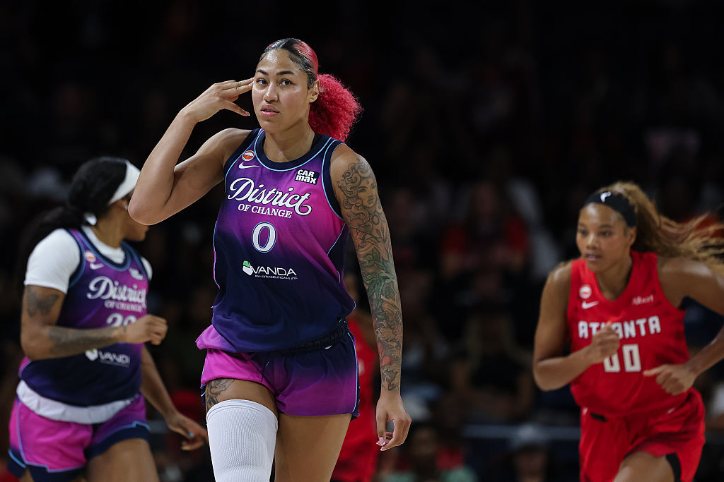 Shakira Austin’s 21 points, 11 rebounds, 5 blocks help Mystics win 6th straight, 79-74 over Dream