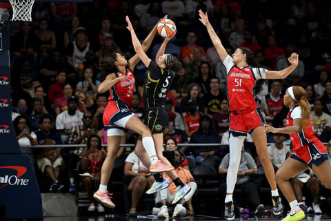 Sonia Citron, Shakira Austin lead closing charge for Mystics in 80-70 win over Sparks