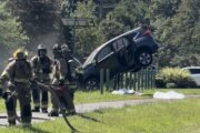 Vehicle strikes gas line causing leak in Fairfax County