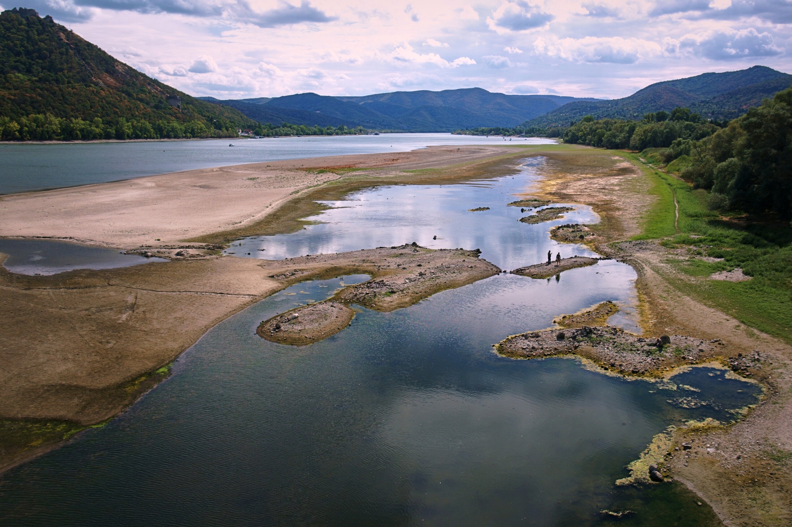 Hungary's water crisis: Drought exposes cost of draining wetlands
