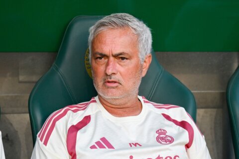 Real Madrid officially presents José Mourinho in a closed-door ceremony