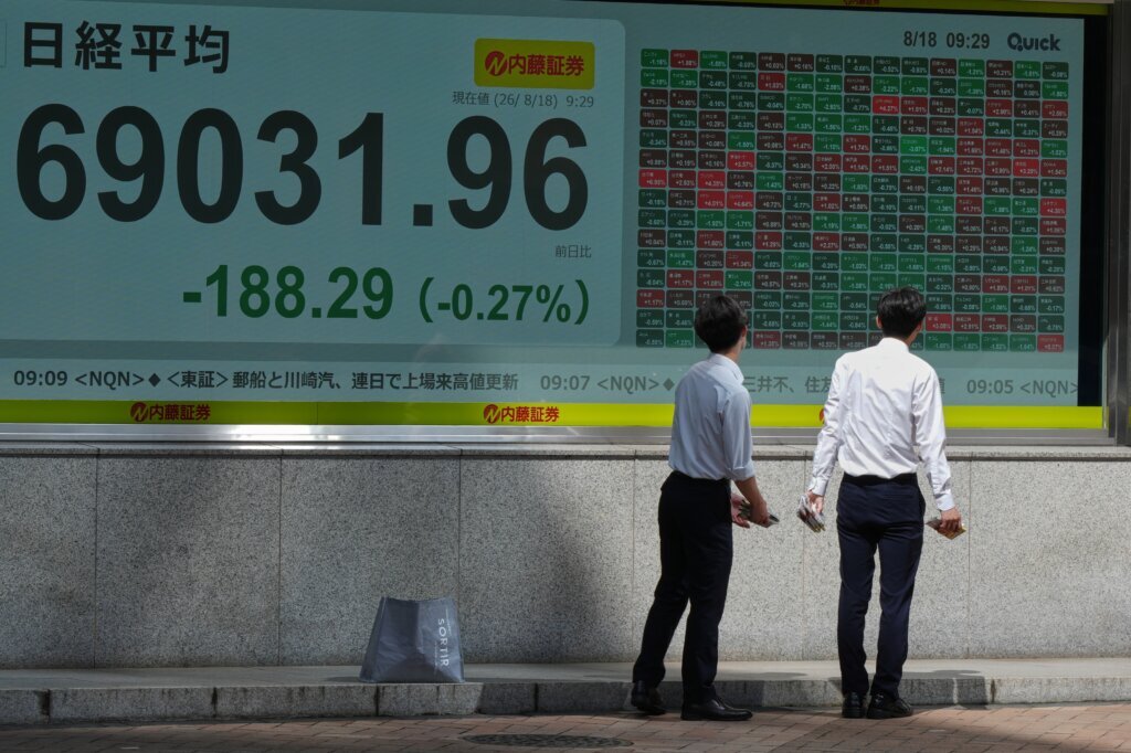 Sinking AI stocks pull Wall Street further from its record