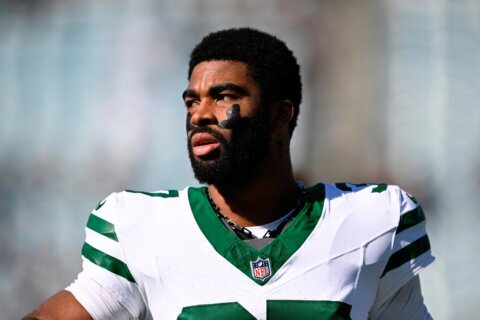 New York Jets’ Qwan’tez Stiggers taken to hospital after briefly losing consciousness at practice