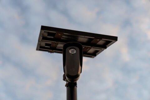 Critics challenge Fairfax County police use of AI-powered license plate cameras