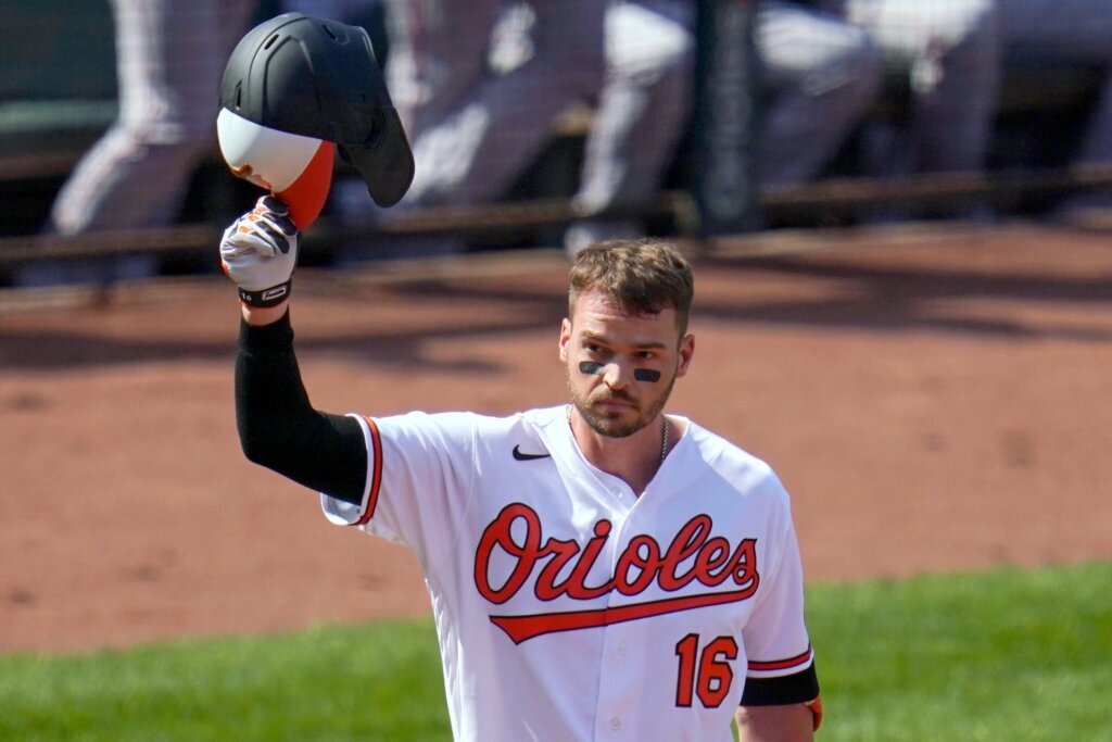 Trey Mancini retires after a 5-game Angels comeback, ending a cancer survivor’s MLB run