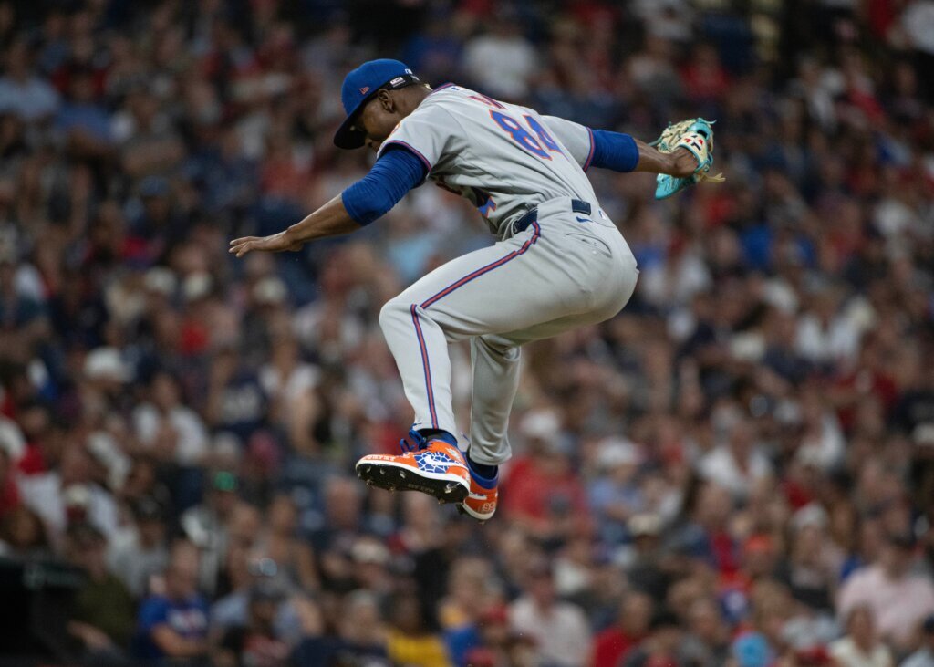 Mets rookie Jefry Yan has viral high-flying celebration after striking out his 1st MLB batter