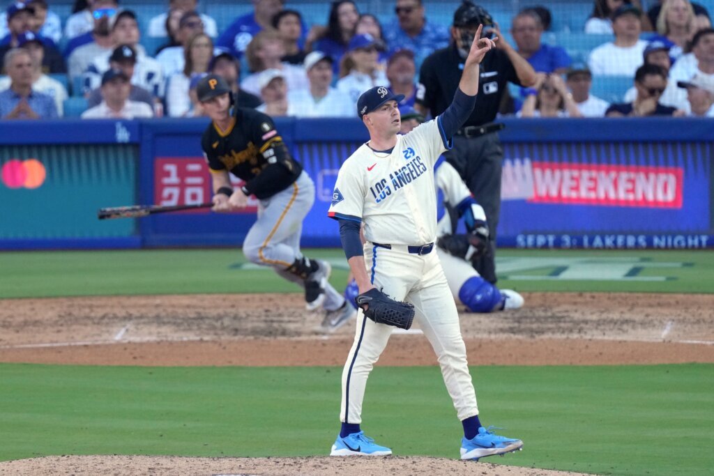 Skubal fans 11 for his first Dodgers win as Los Angeles rallies past the Pirates, 4-3