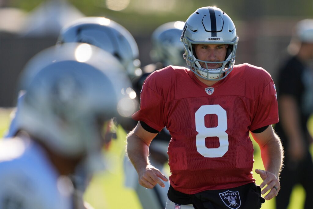 Raiders suspend Kirk Cousins and Maxx Crosby from team drills after practice fight