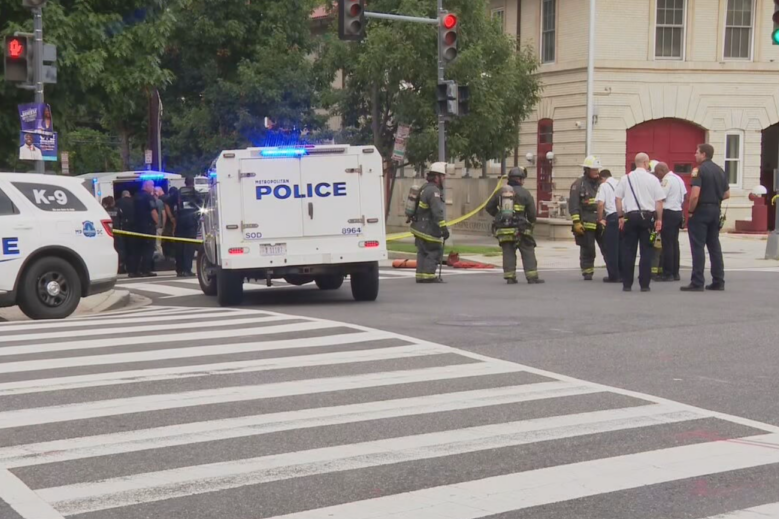 Police respond to suspicious device in DC