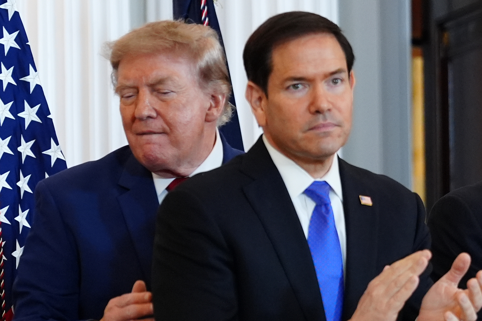 US to revoke visas for up to 200,000 asylum seekers