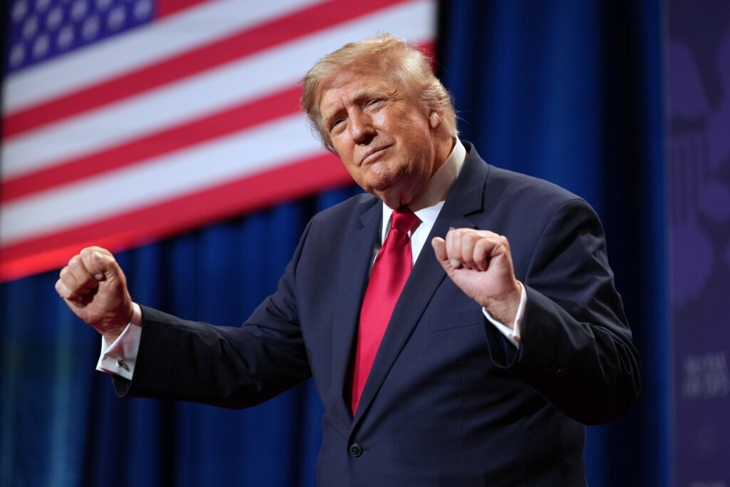 FACT FOCUS:  Trump boasts about the economy but there’s more to the story
