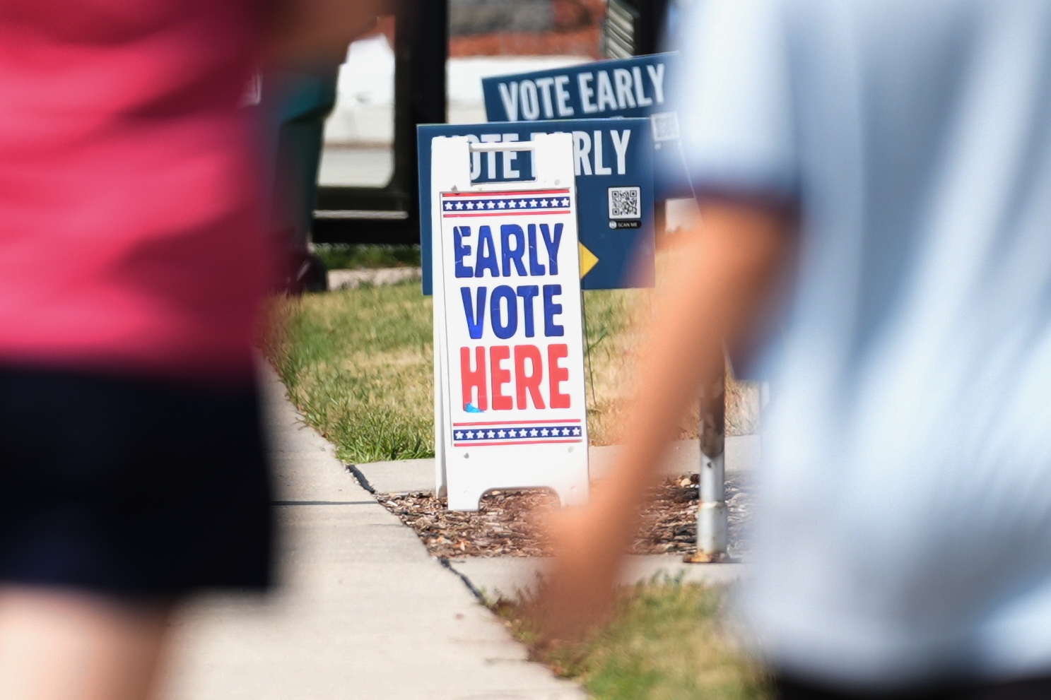 Judge finds Wisconsin absentee voting discriminates against disabled voters