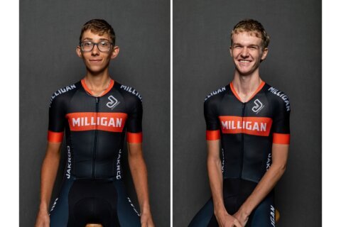 2 college cyclists killed and 7 injured in Tennessee car crash