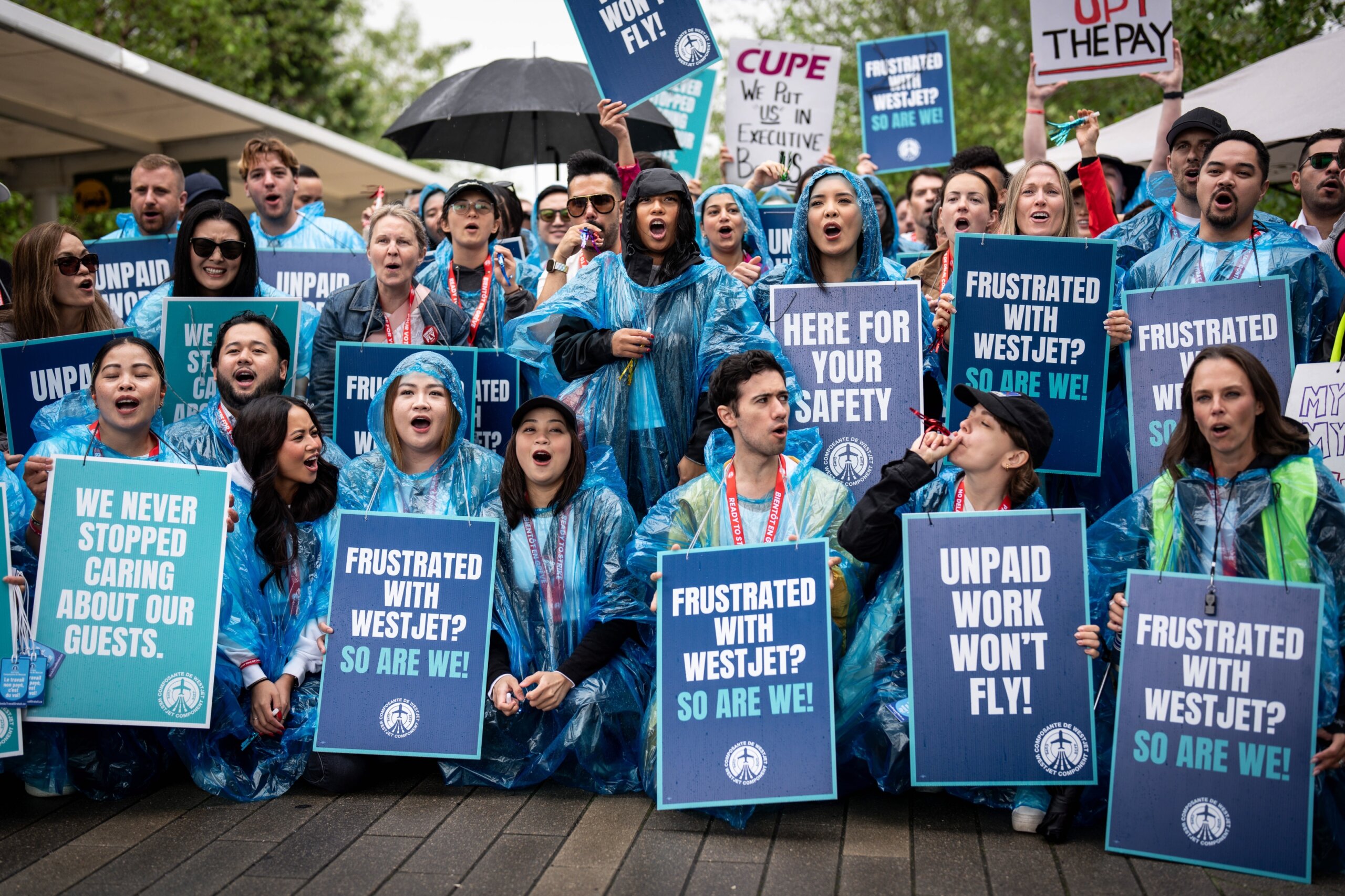 WestJet reaches tentative deal with flight attendants after strike snarled weekend traffic