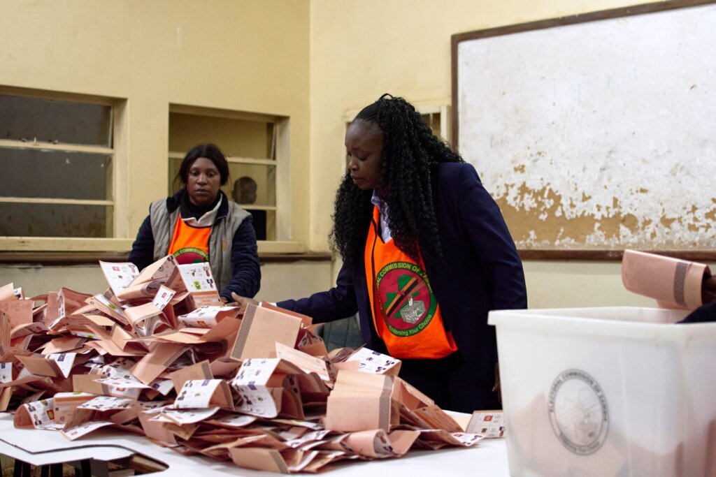 Vote counting suspended then restarted under heightened security in Zambia election